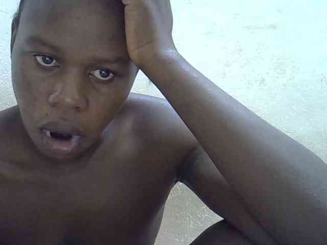 Africanasaucy webcam