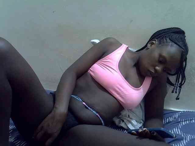 Africanasaucy webcam