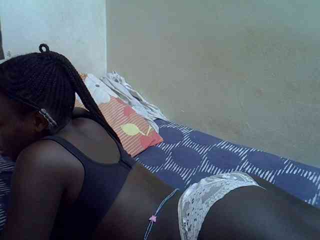 Africanasaucy webcam