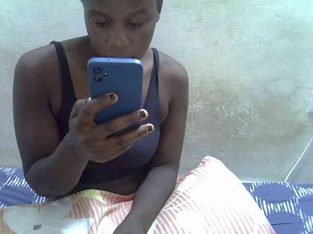 Africanasaucy webcam