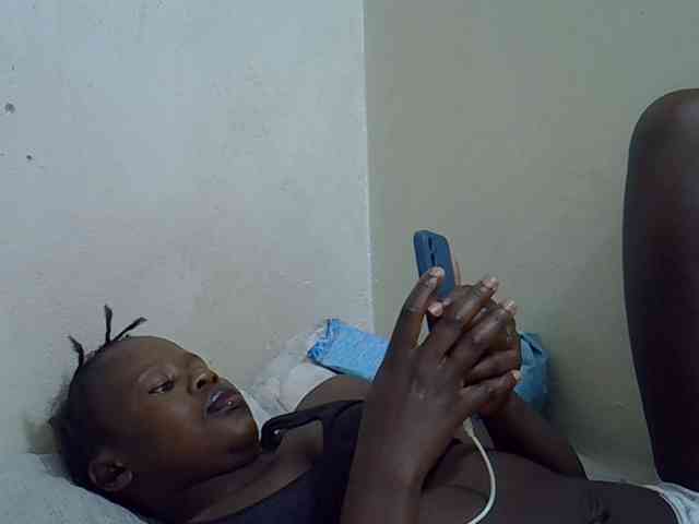 Africanasaucy webcam