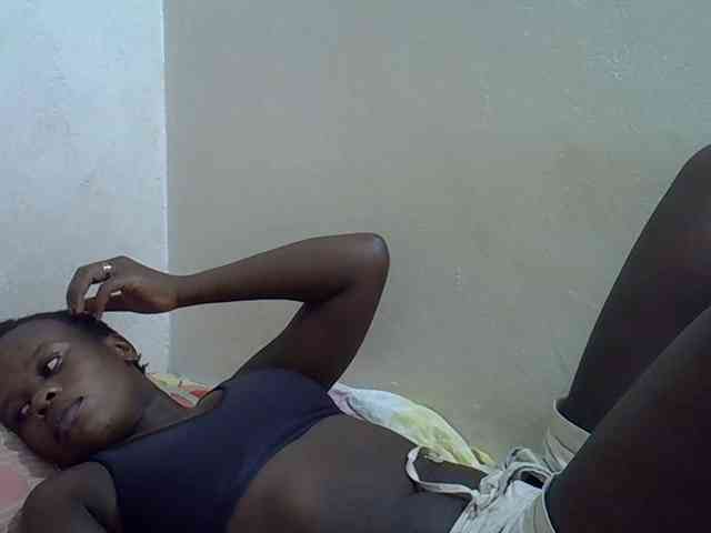 Africanasaucy webcam