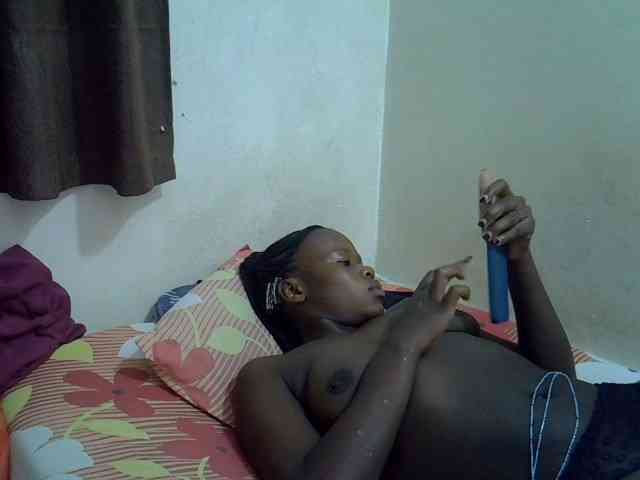 Africanasaucy webcam