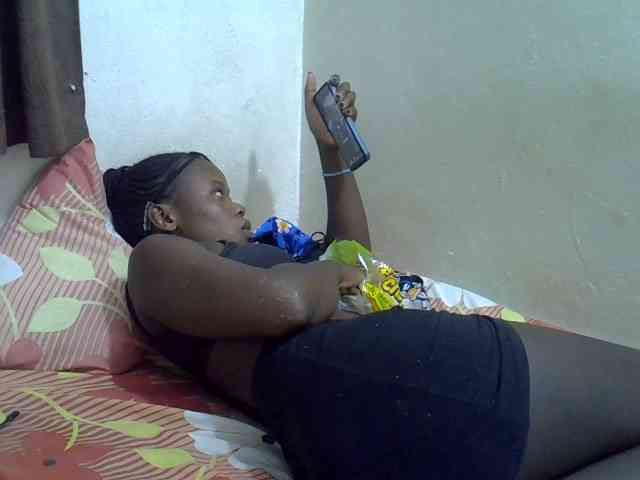 Africanasaucy webcam