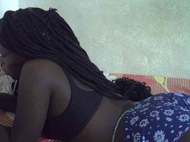 Africanasaucy webcam