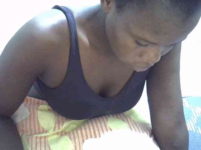 Africanasaucy webcam