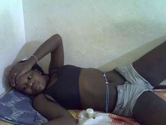 Africanasaucy webcam