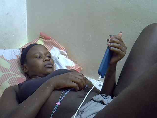 Africanasaucy webcam