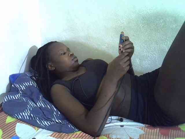 Africanasaucy webcam