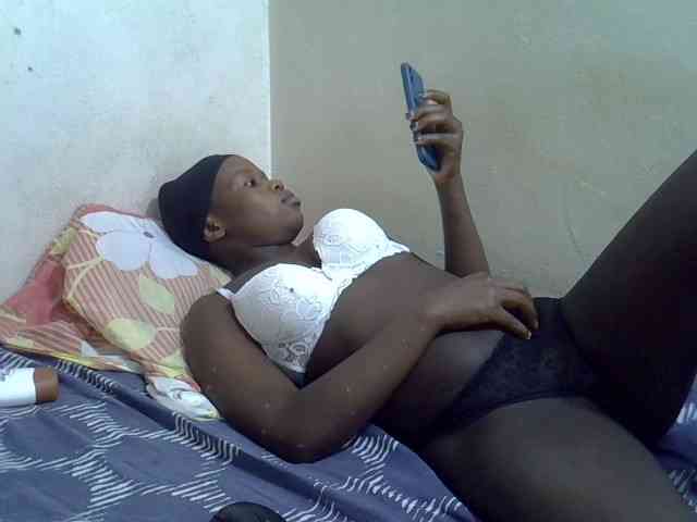 Africanasaucy webcam