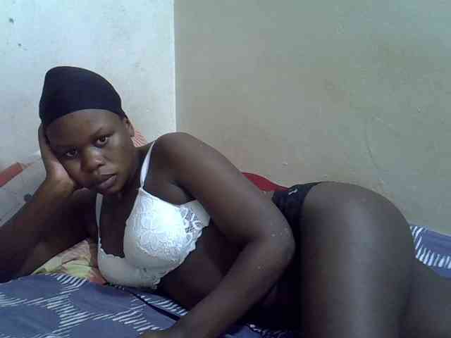 Africanasaucy webcam
