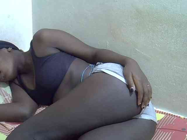 Africanasaucy webcam
