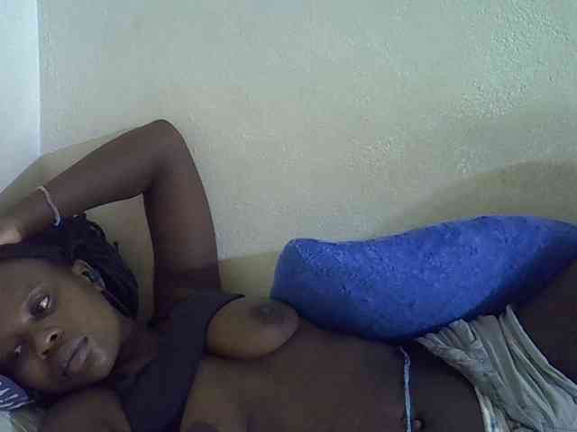 Africanasaucy webcam