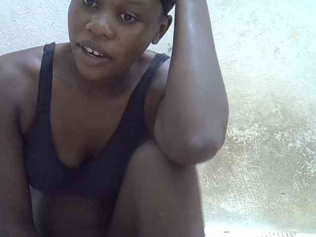 Africanasaucy webcam