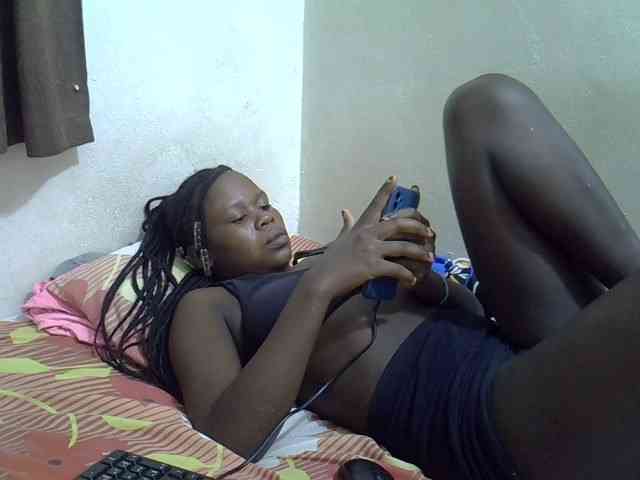 Africanasaucy webcam