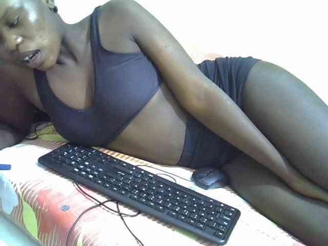 Africanasaucy webcam