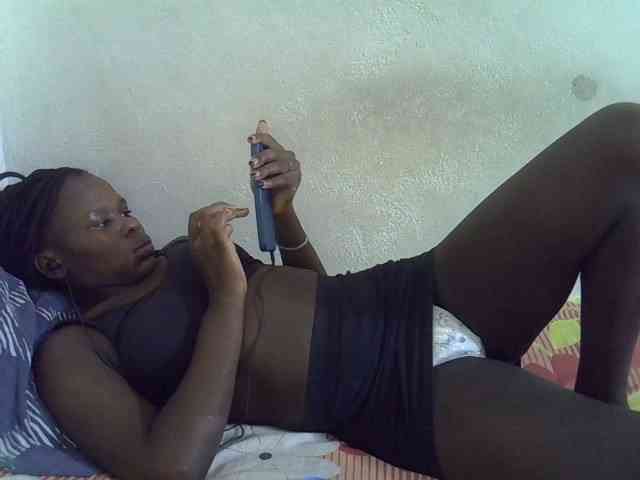 Africanasaucy webcam