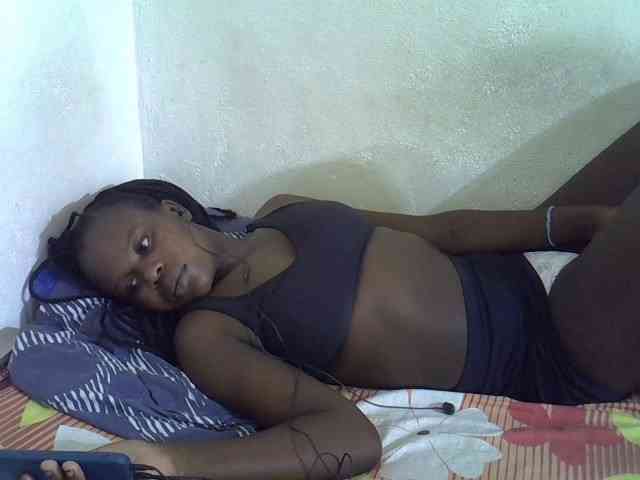 Africanasaucy webcam