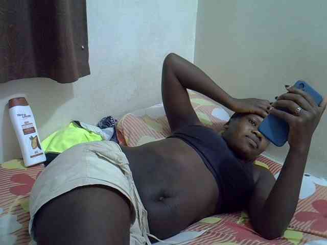 Africanasaucy webcam