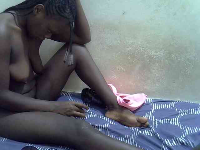 Africanasaucy webcam