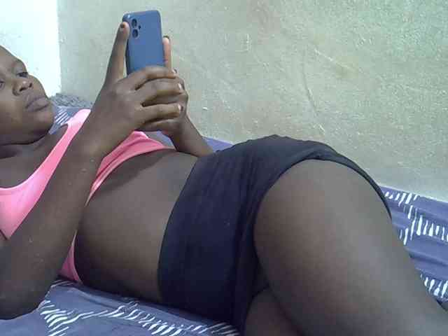 Africanasaucy webcam