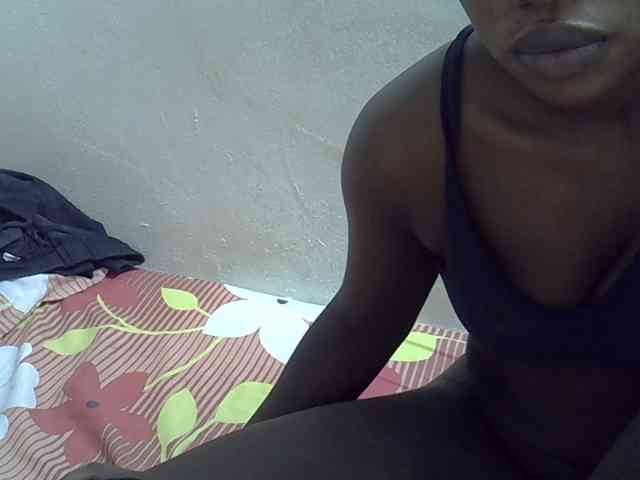 Africanasaucy webcam