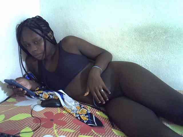 Africanasaucy webcam