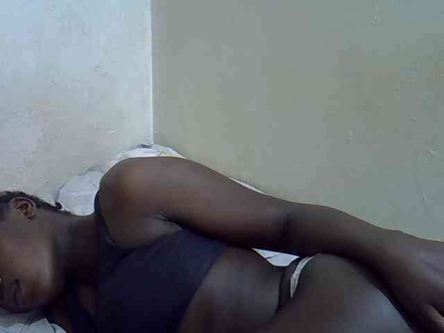 Africanasaucy webcam