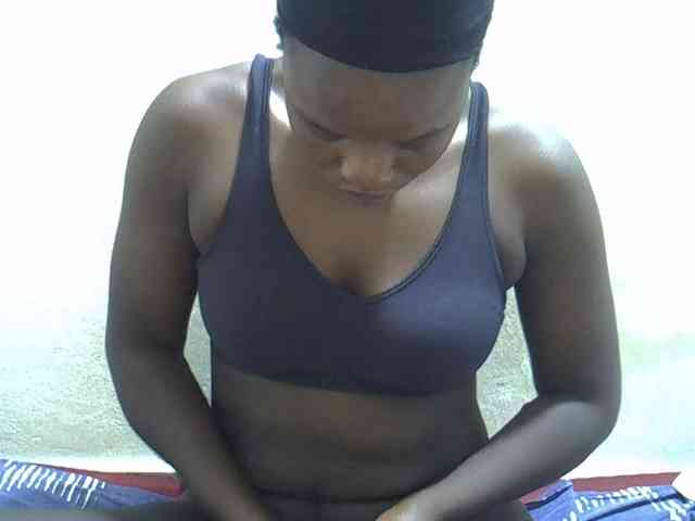 Africanasaucy webcam