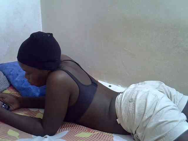 Africanasaucy webcam