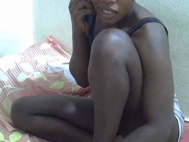 Africanasaucy webcam