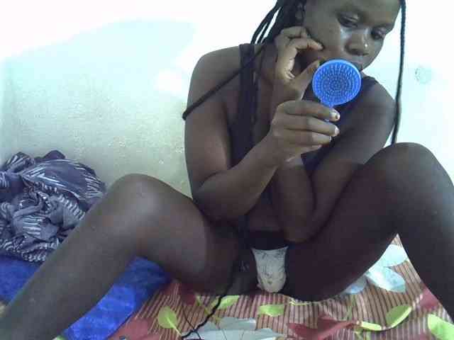 Africanasaucy webcam
