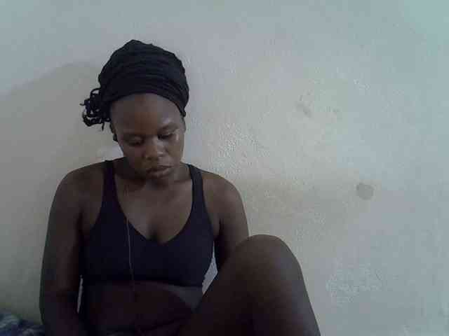 Africanasaucy webcam