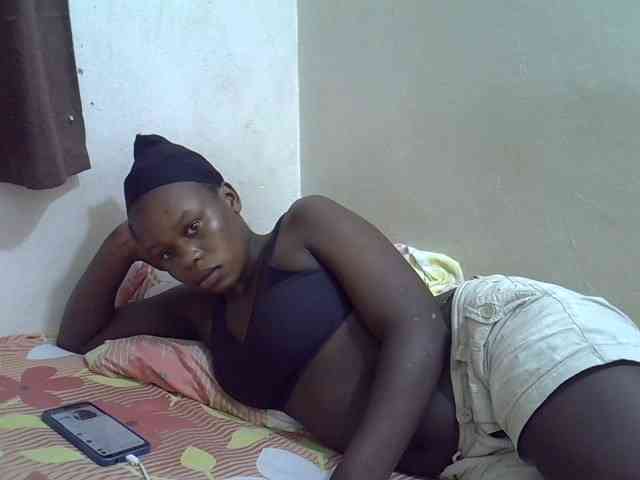 Africanasaucy webcam