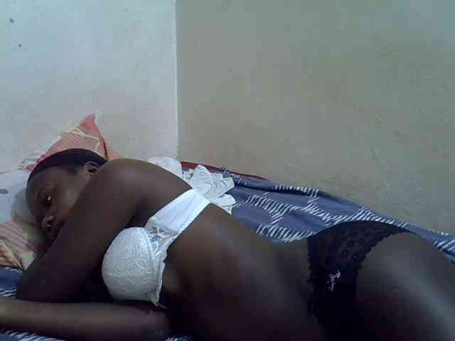 Africanasaucy webcam