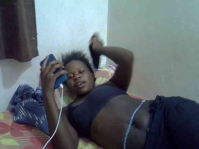 Africanasaucy webcam