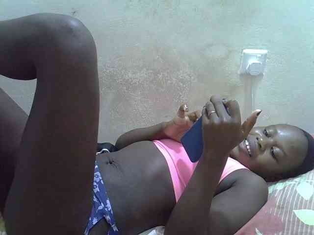 Africanasaucy webcam