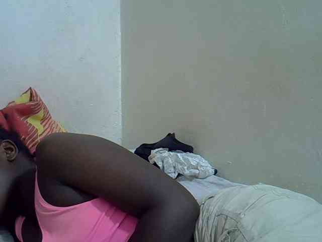 Africanasaucy webcam