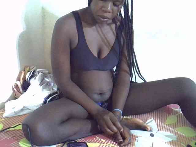 Africanasaucy webcam
