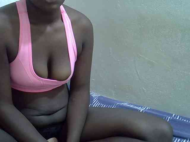 Africanasaucy webcam