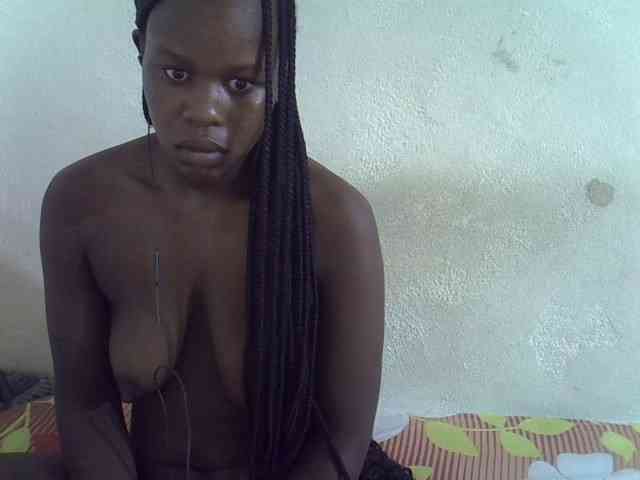 Africanasaucy webcam