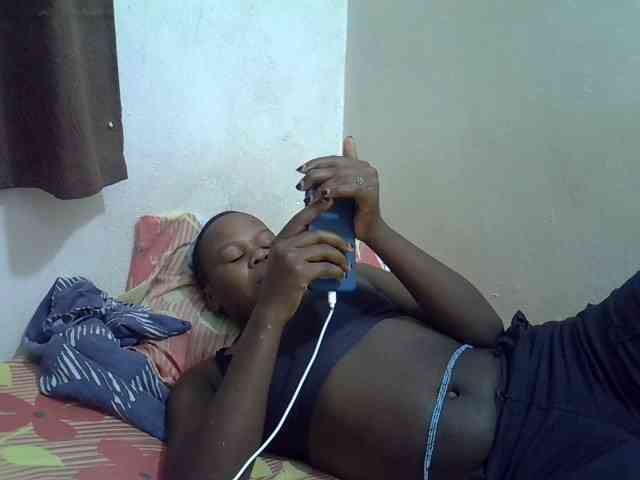 Africanasaucy webcam