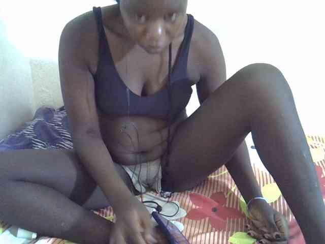 Africanasaucy webcam