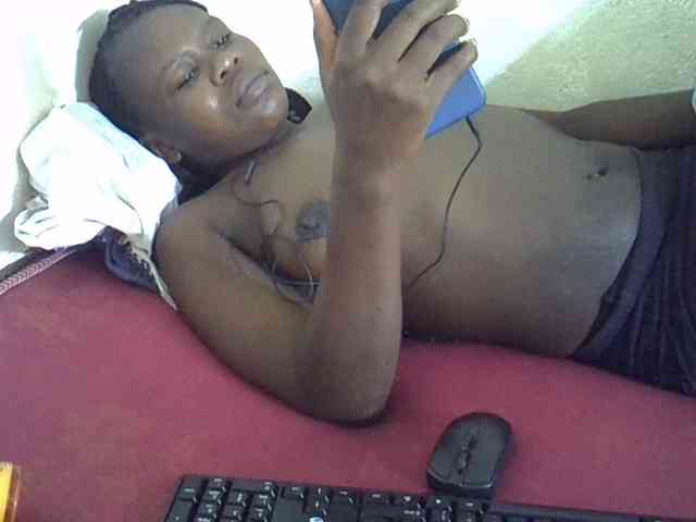 Africanasaucy webcam