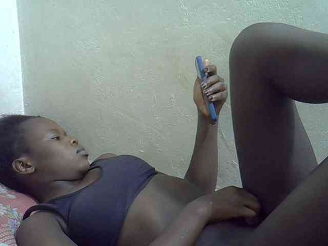 Africanasaucy webcam