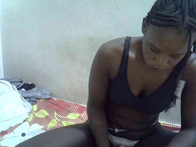 Africanasaucy webcam