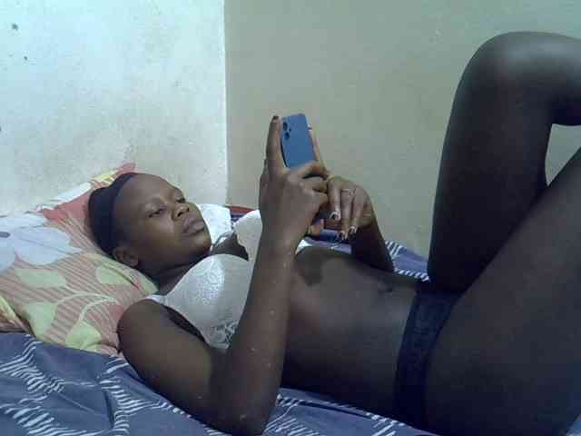 Africanasaucy webcam