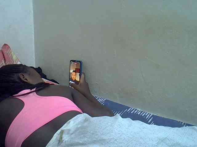 Africanasaucy webcam