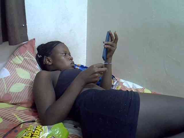 Africanasaucy webcam