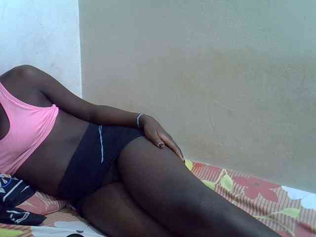 Africanasaucy webcam